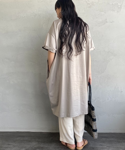 mizuiroind（ミズイロインド）の「[mizuiro ind/ミズイロインド] ロールスリーブ ワイドシルエットワンピース（ワンピース・レディース・ブラック/ベージュ/ネイビー・F）」の12枚目の写真