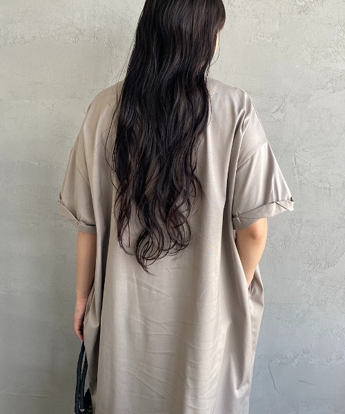 mizuiroind（ミズイロインド）の「[mizuiro ind/ミズイロインド] ロールスリーブ ワイドシルエットワンピース（ワンピース・レディース・ブラック/ベージュ/ネイビー・F）」の9枚目の写真