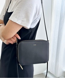 【BEAURE】ポケット付きレザーショルダーバッグ B-24235 ※