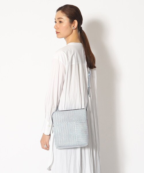 HIROKO HAYASHI（ヒロコハヤシ）の「OTTICA（オッティカ）ショルダーバッグ（ショルダーバッグ・レディース・アイボリー/ブルー系その他・00）」の17枚目の写真