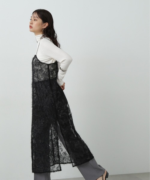 N.(N. Natural Beauty Basic)(エヌエヌナチュラルビューティーベーシック)の「◆スパンコールシアーキャミワンピース(ワンピース・レディース・ブラック/オフホワイト・MEDIUM)」の15枚目の写真