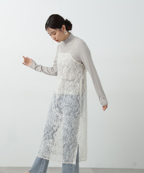 N.(N. Natural Beauty Basic)(エヌエヌナチュラルビューティーベーシック)の「◆スパンコールシアーキャミワンピース(ワンピース・レディース・ブラック/オフホワイト・MEDIUM)」の4枚目の写真