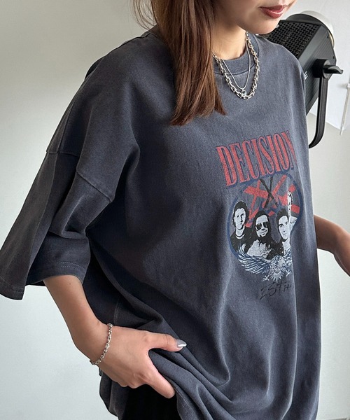 apres jour mignon(アプレジュールミニョン)の「アソートピグメントBIGTシャツ【ZOZOTOWN限定アイテム】(Tシャツ/カットソー・レディース・ネイビー/オフホワイト/ブラック系その他/ホワイト系その他2/ホワイト系その他/ブラック/ブラック系その他2・フリー/X-LARGE)」の18枚目の写真