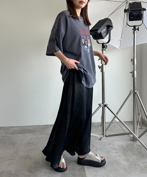 apres jour mignon(アプレジュールミニョン)の「アソートピグメントBIGTシャツ【ZOZOTOWN限定アイテム】(Tシャツ/カットソー・レディース・ネイビー/オフホワイト/ブラック系その他/ホワイト系その他2/ホワイト系その他/ブラック/ブラック系その他2・フリー/X-LARGE)」の14枚目の写真
