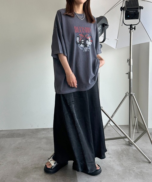 apres jour mignon(アプレジュールミニョン)の「アソートピグメントBIGTシャツ【ZOZOTOWN限定アイテム】(Tシャツ/カットソー・レディース・ネイビー/オフホワイト/ブラック系その他/ホワイト系その他2/ホワイト系その他/ブラック/ブラック系その他2・フリー/X-LARGE)」の15枚目の写真