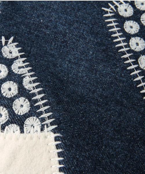 UNITED ARROWS（ユナイテッドアローズ）の「＜MALAGOON （マラグーン）＞DENIM クッション（クッション/クッションカバー・ネイビー・フリー）」の4枚目の写真