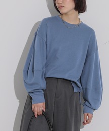 『立体袖ワンポイント刺繍スウェット』