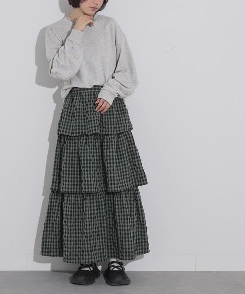 n'OrLABEL(ノアールレーベル)の「『立体袖ワンポイント刺繍スウェット』(スウェット・レディース・ネイビー/ボルドー/杢グレー/グレイッシュブルー・2/1)」の21枚目の写真