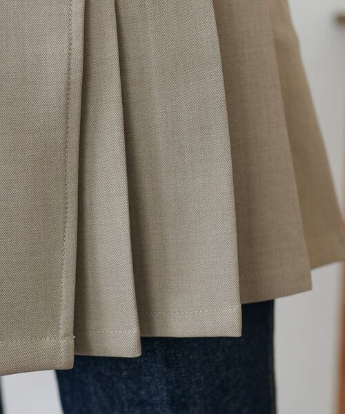 DISCOAT（ディスコート）の「プリーツ切替ラップミニスカート（スカート・レディース・ベージュ/グレー・FREE）」の18枚目の写真