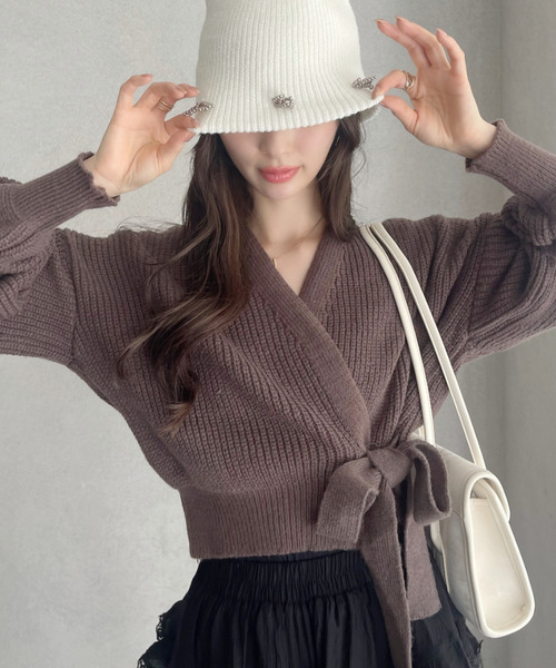 Ada.(エイダ)の「カシュクールデザイン リボン カーディガン ニットトップス(ニット/セーター・レディース・ホワイト/ブラウン/ベージュ/ブラック・FREE)」の14枚目の写真