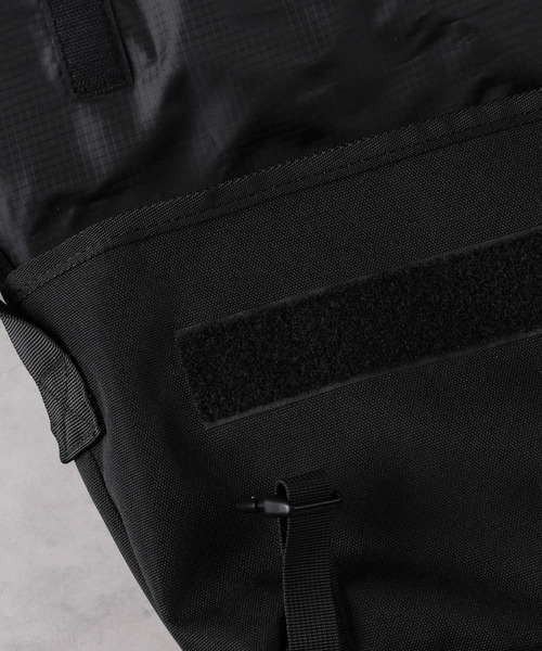 CAMP7（キャンプセブン）の「CAMP7(キャンプ7)ミニメッセンジャーバッグ（ショルダーバッグ・メンズ・ブラック・ONE SIZE）」の5枚目の写真