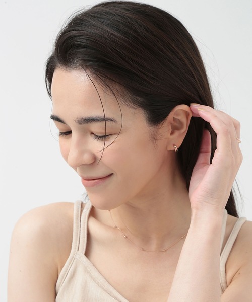 CALIN STANDARD(カリンスタンダード)の「◆金属アレルギー対応◆◆made in japan◆【片手でスムースワンタッチ】ニュアンス ミニスムースピアス(ピアス(両耳用)・レディース・ゴールド/ピンクゴールド/シルバー・FREE)」の4枚目の写真