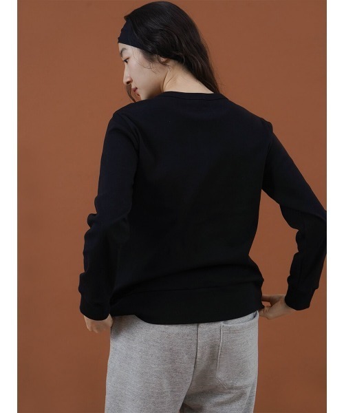 FIKA.(フィーカ)の「Cotton crew neck cardigan(カーディガン/ボレロ・レディース・オフホワイト/チャコール/ベージュ系その他7/グリーン系その他3/フューシャピンク/ブラック・FREE)」の15枚目の写真