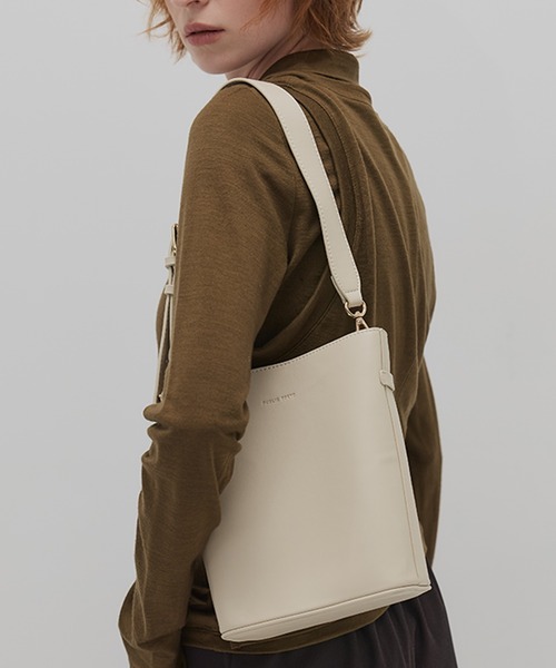 PUBLIC TOKYO（パブリックトウキョウ）の「ワンハンドルバケットBAG（ハンドバッグ・レディース・ブラウン/ベージュ/ブラック/アイボリー・FREE）」の7枚目の写真