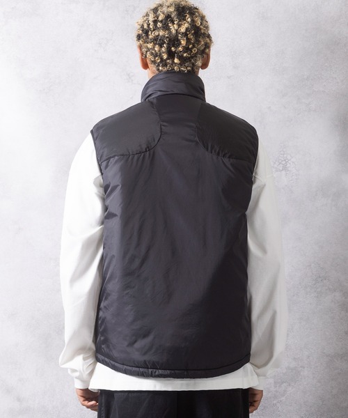 NUMBER (N)INE（ナンバーナイン）の「NUMBER (N)INE/ナンバーナイン SHOULDER PATCH INSULATION VEST（ベスト・メンズ・ブラック・2/4/3）」の10枚目の写真