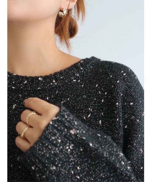 TRUNC(トランクエイティーエイト)の「Glitter Nep Cropped Pullover(ニット/セーター・レディース・ブラック/アイボリー・FREE)」の6枚目の写真