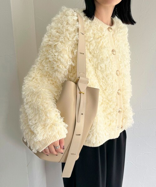 fredy emue（フレディエミュ）の「ソフトホーボー2WAYバッグ（ハンドバッグ・レディース・ブラック/ベージュ・FREE）」の6枚目の写真