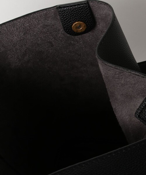 fredy emue（フレディエミュ）の「ソフトホーボー2WAYバッグ（ハンドバッグ・レディース・ブラック/ベージュ・FREE）」の19枚目の写真