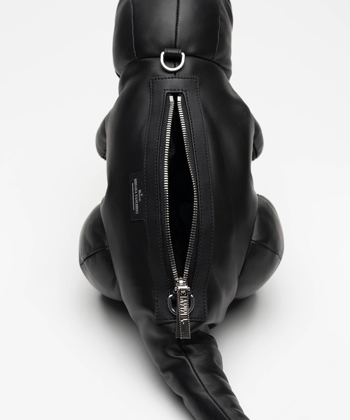Maison MIHARA YASUHIRO(メゾンミハラヤスヒロ)の「"DOLLS" T-REX Shoulder Bag(ショルダーバッグ・メンズ・ブラック・FREE)」の6枚目の写真
