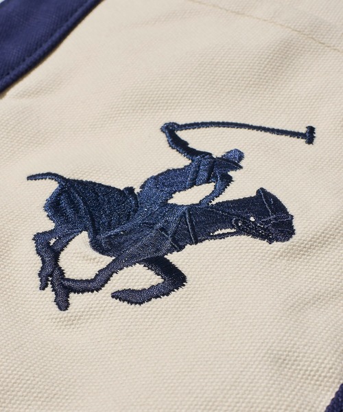 BEVERLY HILLS POLO CLUB(ビバリーヒルズポロクラブ)の「【BEVERLY HILLS POLO CLUB / ビバリーヒルズポロクラブ】16ozキャンバスロゴ刺繍トートバッグ(トートバッグ・レディース・ホワイト系1/ネイビー/ホワイト系3/ホワイト系4/ブラック/ホワイト系5/ホワイト系2・FREE)」の9枚目の写真