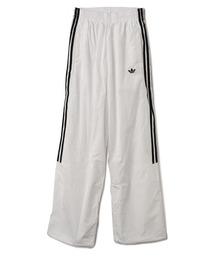 [ADIDAS] ショートパンツ TEAMGEIST ホワイト Adidas Adicolor Teamgeist Track Pants | White | FARFETCH