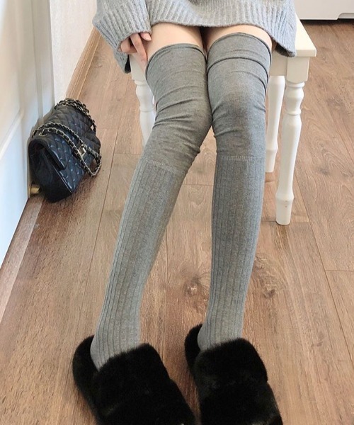 SHEPP（シープ）の「リブ切り替えニーハイソックス（ソックス/靴下・レディース・ホワイト/オフホワイト/グレー/ベージュ/ブラック・F）」の14枚目の写真
