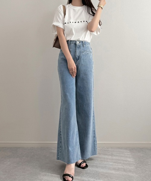 classicalelf（クラシカルエルフ）の「大人の上品カジュアルを楽しむ。綿100％シルケット風シンプル英字ロゴオーバーサイズTシャツ（半袖）（Tシャツ/カットソー・レディース・チャコール/ホワイト/ブラック/アイボリー/オートミール・LARGE/MEDIUM/SMALL/X-LARGE）」の7枚目の写真