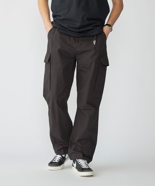 SHIPS(シップス)の「SHIPS: DEU カーゴ パンツ(カーゴパンツ・メンズ・ライトオリーブ/ダークグレー/その他・LARGE/MEDIUM/SMALL/X-LARGE)」の2枚目の写真