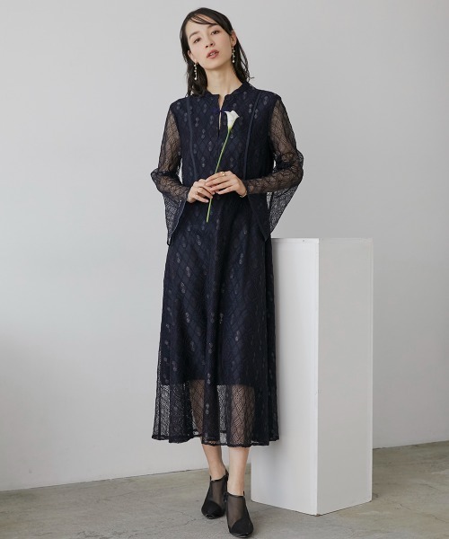 Callarus(カラルス)の「チャイナボタンパイピング切替デザインワンピースドレス〔Callarus〕(ドレス・レディース・ブラック/ネイビー・L/M/LL)」の11枚目の写真