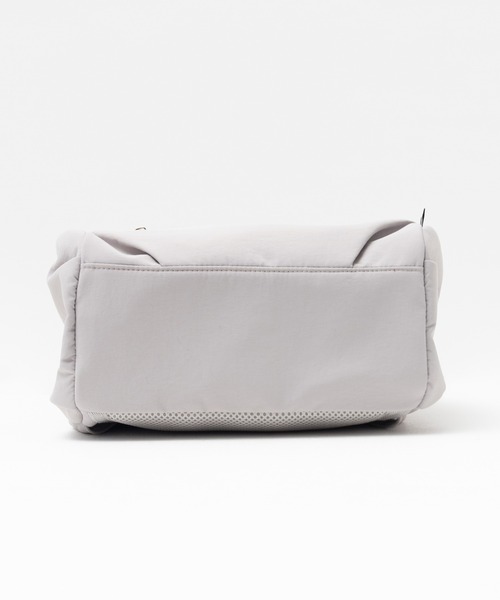 HusHusH（ハッシュアッシュ）の「【新色追加】HusHusH ハッシュアッシュ 人間工学 ナイロンリュック（バックパック/リュック・レディース・グレー/ブラック・フリー）」の16枚目の写真