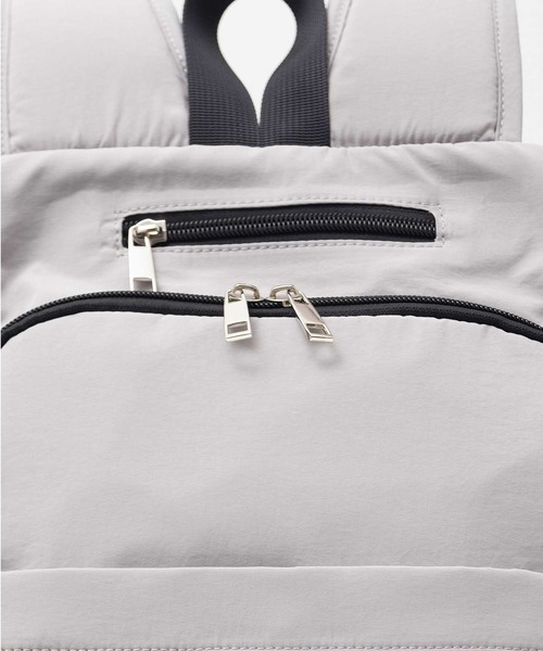 HusHusH（ハッシュアッシュ）の「【新色追加】HusHusH ハッシュアッシュ 人間工学 ナイロンリュック（バックパック/リュック・レディース・グレー/ブラック・フリー）」の17枚目の写真