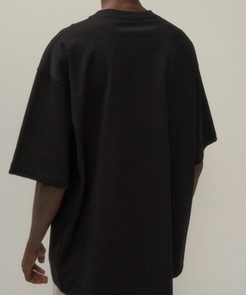 ATON(エイトン)の「ATON (エイトン)12/- AIR SPININNG | LOOSE FIT T-SHIRT(Tシャツ/カットソー・メンズ・ホワイト/ブラック・4/2/6)」の7枚目の写真