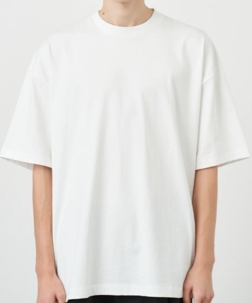 ATON(エイトン)の「ATON (エイトン)12/- AIR SPININNG | LOOSE FIT T-SHIRT(Tシャツ/カットソー・メンズ・ホワイト/ブラック・4/2/6)」の3枚目の写真