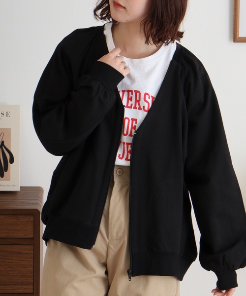 atONE(アットワン)の「ミニ裏毛V空きジップアップブルゾン(Tシャツ/カットソー・レディース・オートミール/杢グレー/ブラック/ライトベージュ・4L~5L/LL~3L/M-L)」の2枚目の写真