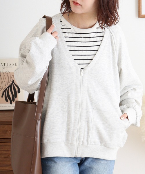 atONE(アットワン)の「ミニ裏毛V空きジップアップブルゾン(Tシャツ/カットソー・レディース・オートミール/杢グレー/ブラック/ライトベージュ・4L~5L/LL~3L/M-L)」の21枚目の写真