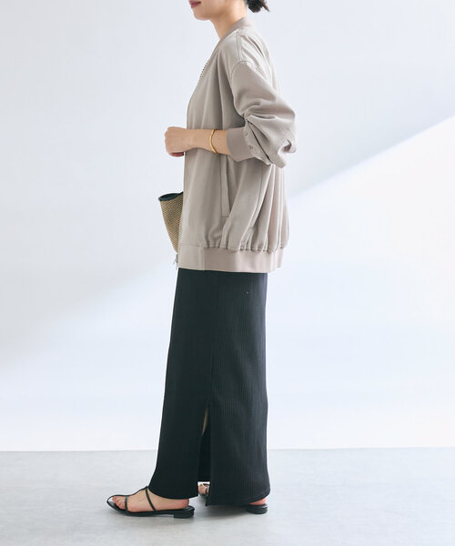 RIVE DROITE(リヴドロワ)の「ライトサテンブルゾン(ブルゾン・レディース・ブラック/ベージュ/グレイッシュベージュ・FREE)」の13枚目の写真