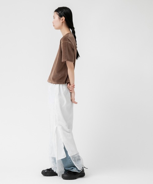 HEILIS(ヘイリス)の「レース刺繍フラワーロングスカート / タイト スリット ロング丈 ブラック ホワイト(スカート・レディース・ホワイト/ブラック・FREE)」の9枚目の写真
