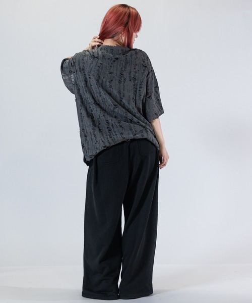 Naive magic（ナイーブマジック）の「【a】〔Naive Magic〕ダメージ加工 ビッグシルエット クルーネックTシャツ（Tシャツ/カットソー・メンズ・グレー/ブラック・LARGE/MEDIUM）」の20枚目の写真