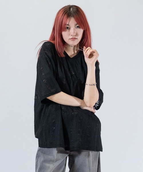 Naive magic（ナイーブマジック）の「【a】〔Naive Magic〕ダメージ加工 ビッグシルエット クルーネックTシャツ（Tシャツ/カットソー・メンズ・グレー/ブラック・LARGE/MEDIUM）」の3枚目の写真
