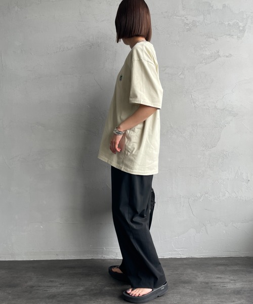 CHUMS（チャムス）の「【WEB限定】[CHUMS/チャムス] BOOBY SUSHI FRIENDS バックプリント ショートスリーブTシャツ（Tシャツ/カットソー・レディース・ホワイト/ピンク/ブラック/グレイッシュベージュ・M/L/XL）」の13枚目の写真