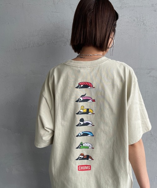 CHUMS（チャムス）の「【WEB限定】[CHUMS/チャムス] BOOBY SUSHI FRIENDS バックプリント ショートスリーブTシャツ（Tシャツ/カットソー・レディース・ホワイト/ピンク/ブラック/グレイッシュベージュ・M/L/XL）」の16枚目の写真