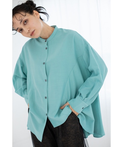 OSMOSIS(オズモーシス)の「アシンメトリーフレアーブラウス(シャツ/ブラウス・レディース・ホワイト/グリーン系その他/ブラック・ONE SIZE)」の8枚目の写真