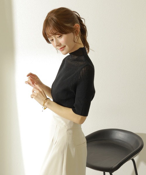 LAULEN(ローレン)の「sheer design half sleeve lib knit /ハイネックシアー切り替えハーフスリーブリブニット(ニット/セーター・レディース・アイボリー/グレー/ブラック・FREE)」の14枚目の写真