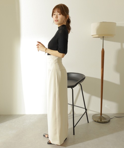 LAULEN(ローレン)の「sheer design half sleeve lib knit /ハイネックシアー切り替えハーフスリーブリブニット(ニット/セーター・レディース・アイボリー/グレー/ブラック・FREE)」の8枚目の写真