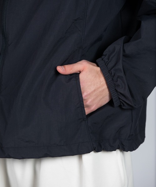 UNDER ARMOUR（アンダーアーマー）の「【ZOZOTOWN販路限定】UAナイロン ジャケット（ライフスタイル/メンズ/レディース）（その他アウター・メンズ・ブラック・3XL/XL/2XL/L/M/S）」の16枚目の写真