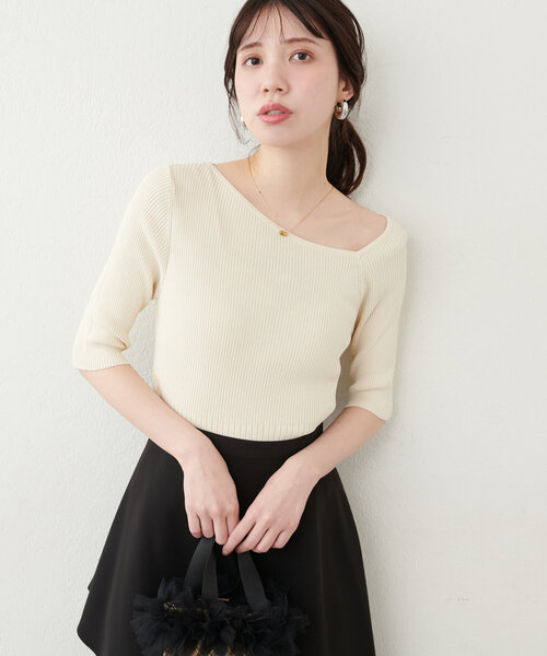 natural couture(ナチュラルクチュール)の「アシメネックリブ半袖ニット(ニット/セーター・レディース・モカ/ミント/ピンク/ブルー/オフホワイト/ブラック・FREE)」の2枚目の写真