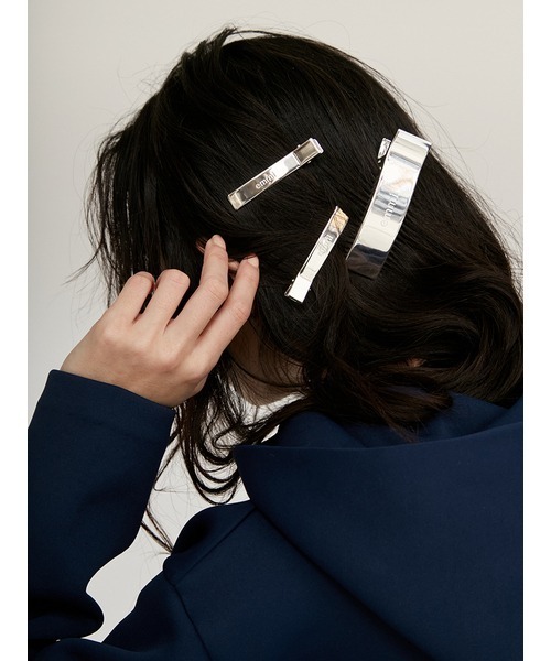 emmi（エミ）の「emmiロゴヘアクリップ（ネックレス・レディース・ゴールド/シルバー・FREE）」の6枚目の写真