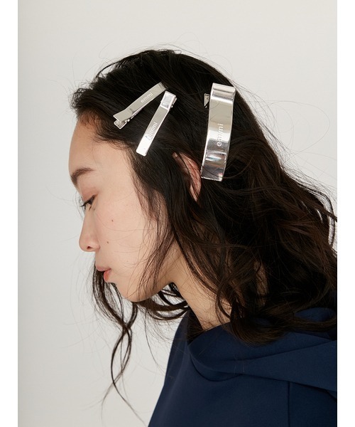 emmi（エミ）の「emmiロゴヘアクリップ（ネックレス・レディース・ゴールド/シルバー・FREE）」の7枚目の写真