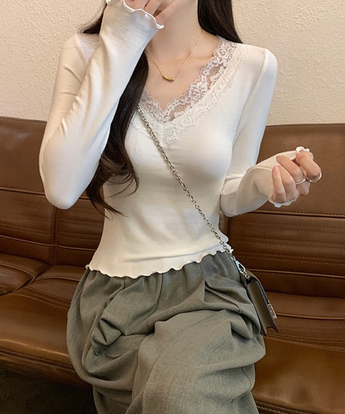 2ly2(トゥーリートゥー)の「着回し抜群!レースディテールの長袖トップス ショート丈(Tシャツ/カットソー・レディース・ブラック/ホワイト/チャコールグレー・FREE)」の8枚目の写真