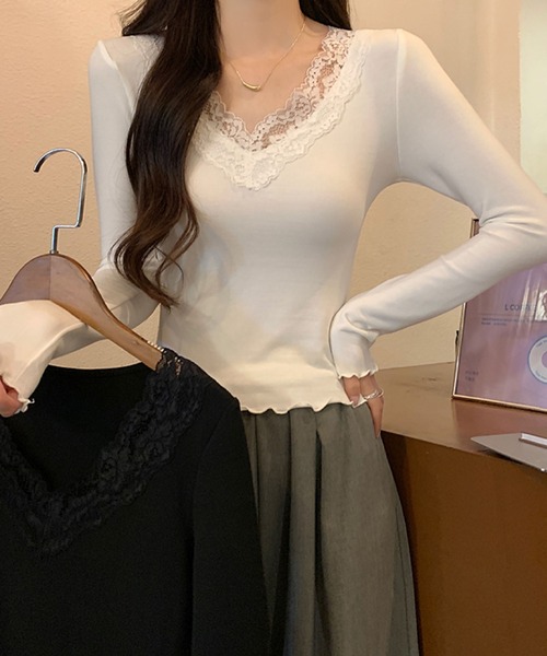 2ly2(トゥーリートゥー)の「着回し抜群!レースディテールの長袖トップス ショート丈(Tシャツ/カットソー・レディース・ブラック/ホワイト/チャコールグレー・FREE)」の11枚目の写真